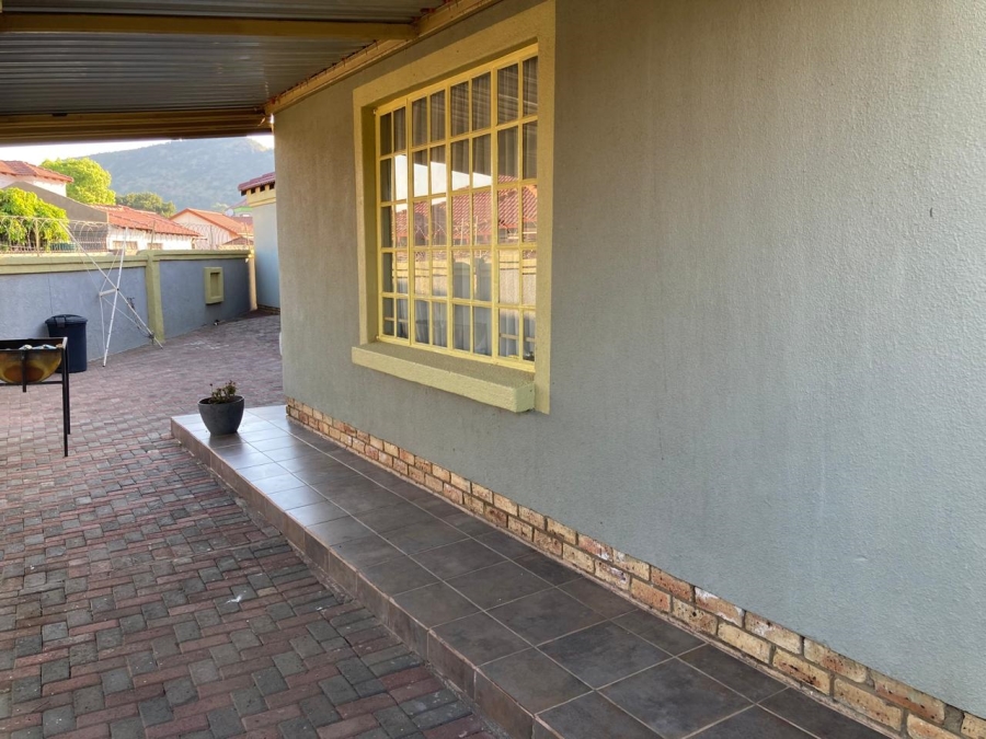 3 Bedroom Property for Sale in Tlhabane West North West